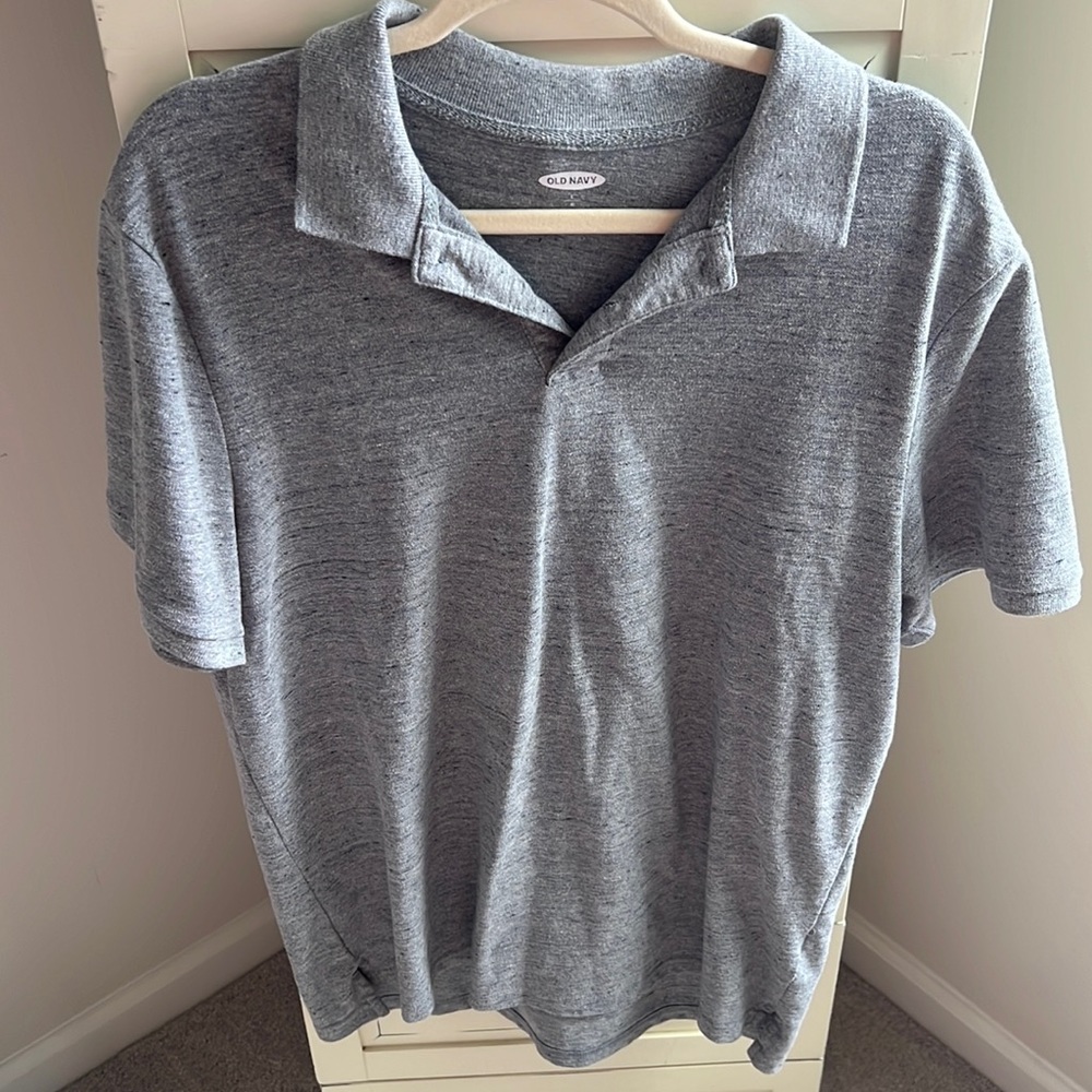 Gray old navy polo size L